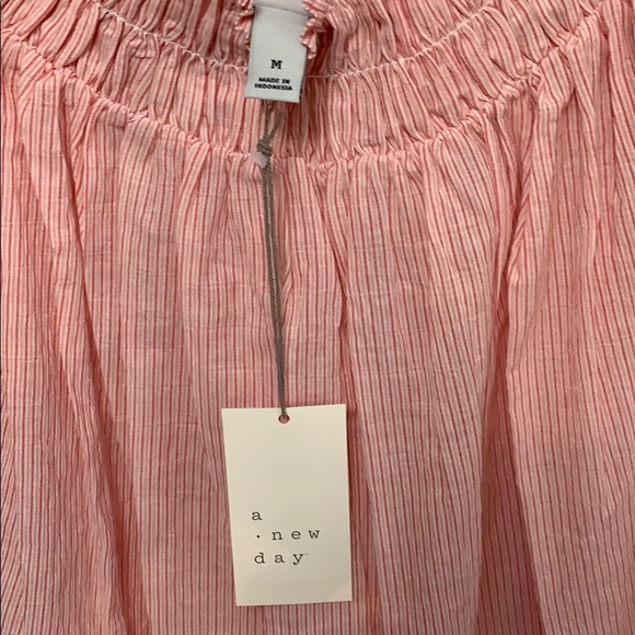 Red Stiped Flutter Short Sleeved Top NEW! FIRM! - Picture 3 of 4